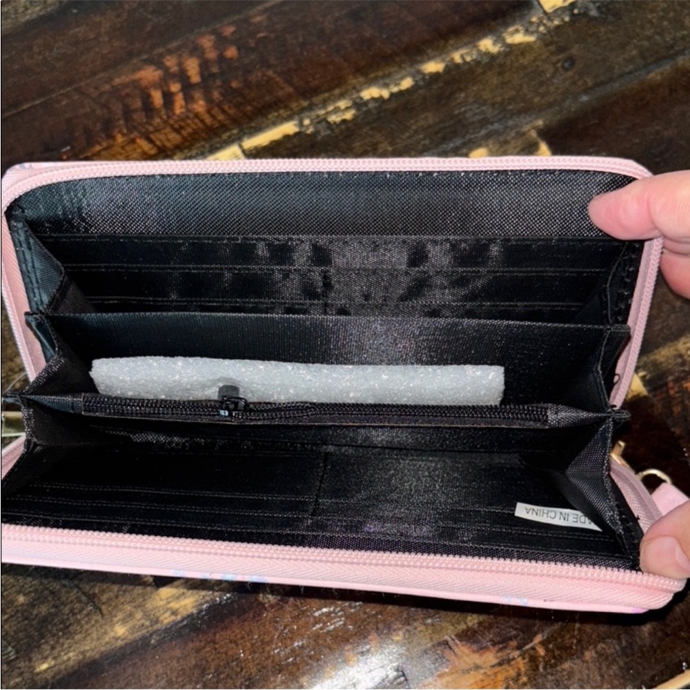 Clutch Wristlet Pink and White Floral Pattern with Zipper Closure NWOT - Picture 4 of 7